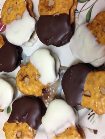 Chocolate Dipped Peanut Butter Pretzel Bites Recipe